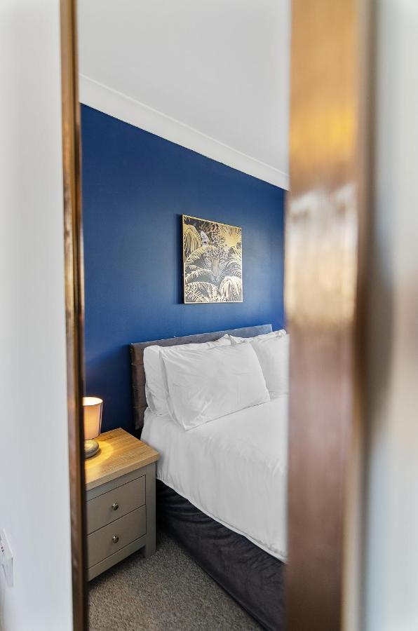 4Br Townhouse Wbalcony Free Parking Fast Wi-Fi Villa NWI Buitenkant foto