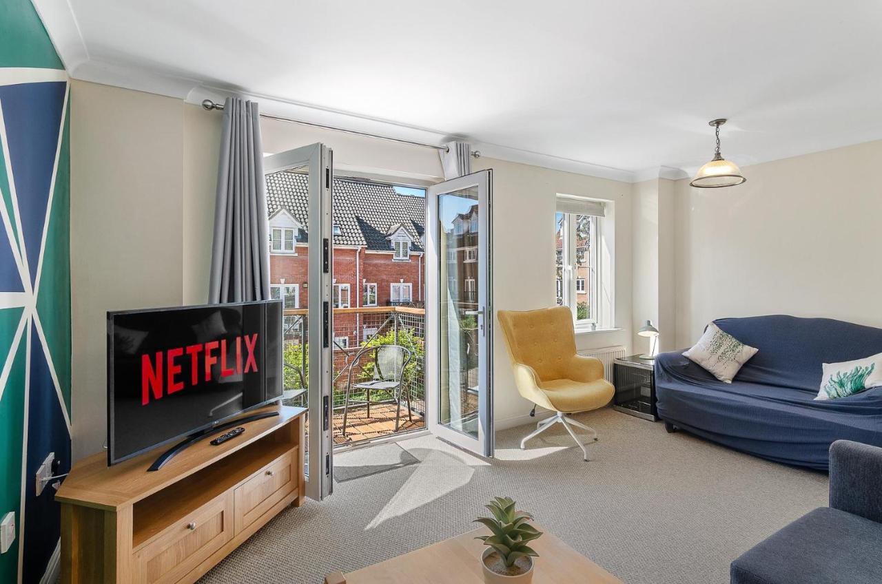 4Br Townhouse Wbalcony Free Parking Fast Wi-Fi Villa NWI Buitenkant foto