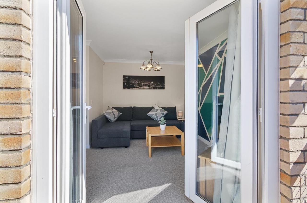 4Br Townhouse Wbalcony Free Parking Fast Wi-Fi Villa NWI Buitenkant foto