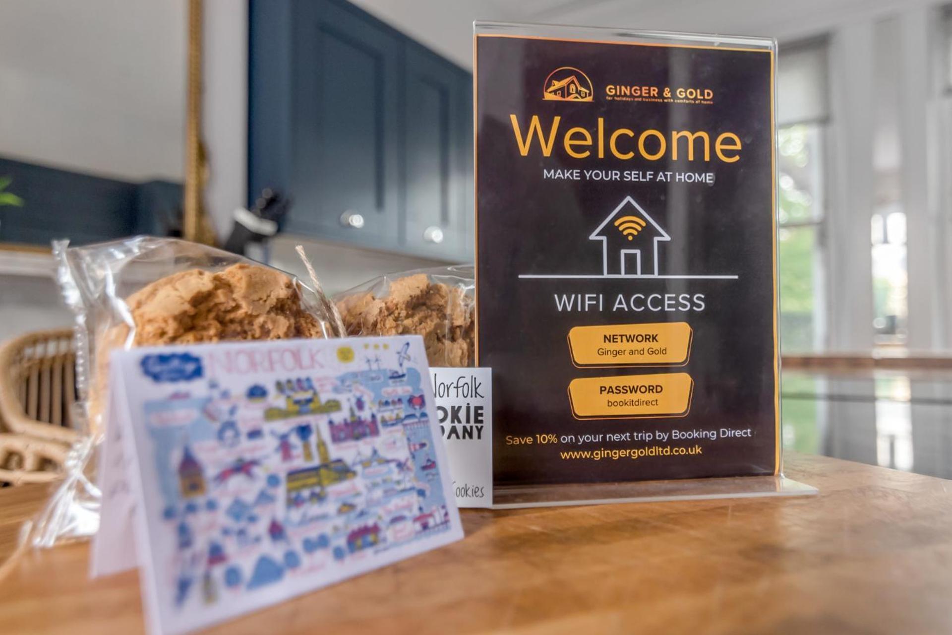4Br Townhouse Wbalcony Free Parking Fast Wi-Fi Villa NWI Buitenkant foto
